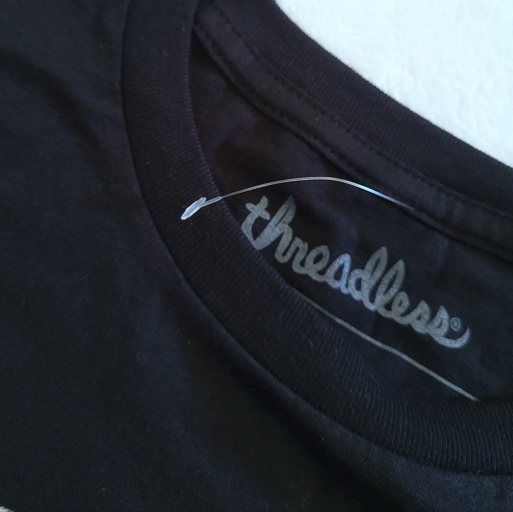 Threadless "Newton's Cradle" Graphic Tee👕 - NWOT - Picture 6 of 12